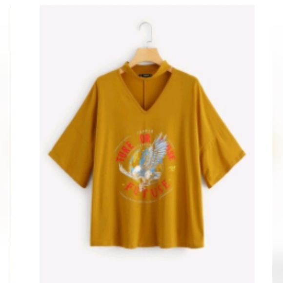 Peekaboo Tshirt - Picture 5 of 6